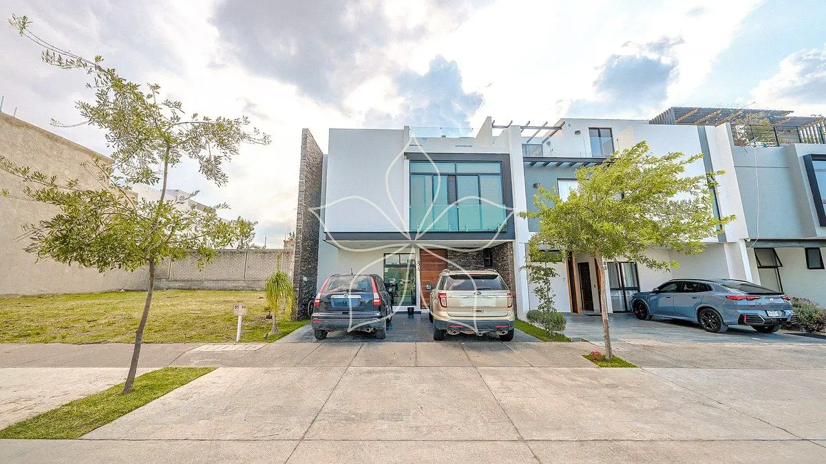 Casa en venta en Solares, Zapopan — foto 1 de 26