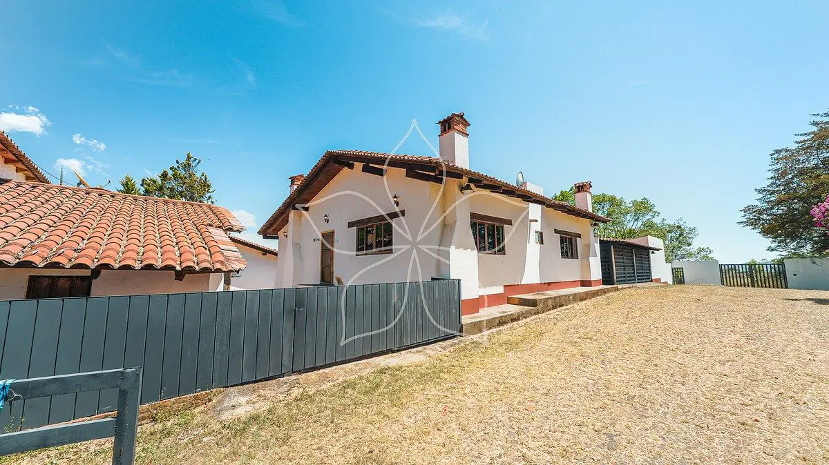 Casa en venta en Tapalpa, Tapalpa — foto 1 de 42