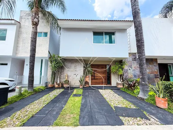 Residencia en Venta, Nueva Galicia, Tlajomulco de Zuñiga, Jal. — foto 1 de 33