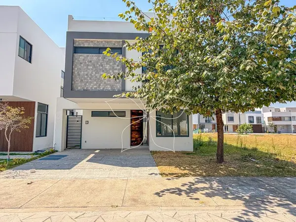 RESIDENCIA NUEVA EN VENTA, BOSQUES VALLARTA, ZAPOPAN,