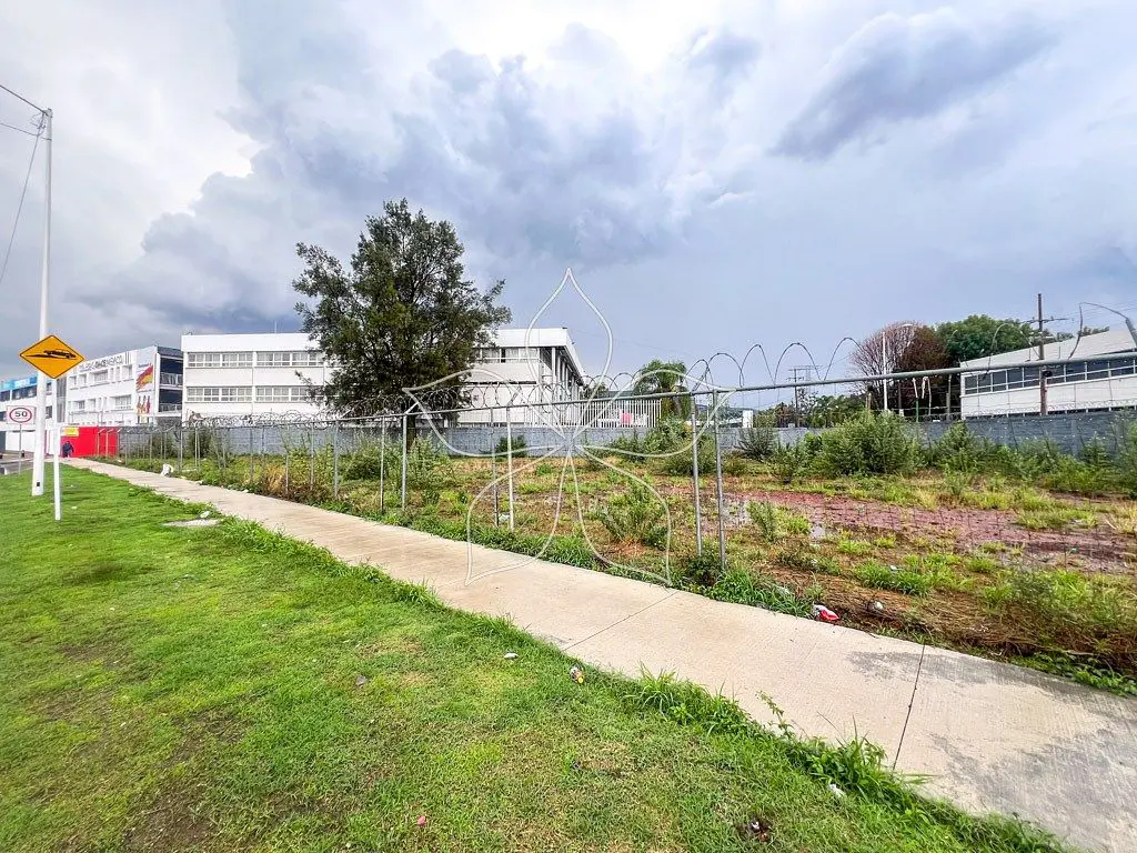 Terreno en renta en San Juan de Ocotan, Zapopan — foto 1 de 8