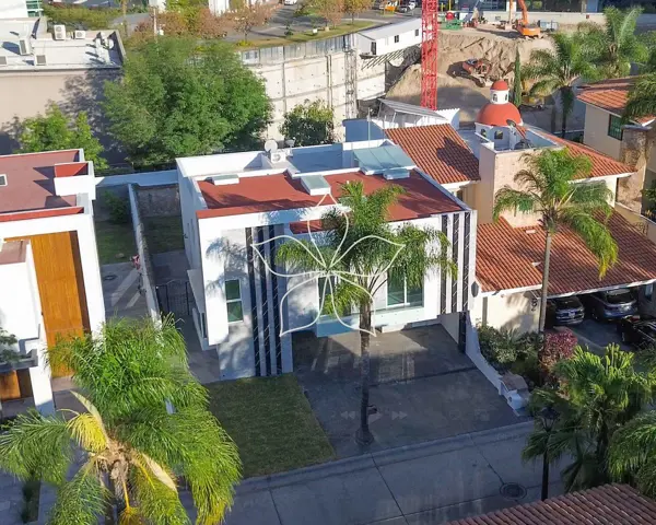 Residencia en Venta en Coto Murcia, Puerta de Hierro, Zona Andares, Zapopan — foto 1 de 25