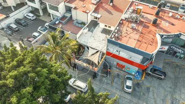 TERRENO COMERCIAL EN VENTA SOBRE AV. NACIONES UNIDAS, ZAPOPAN, JAL.