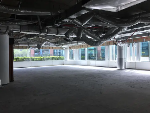 Local en Renta - Corporativo CYGNI PB - 300 m2