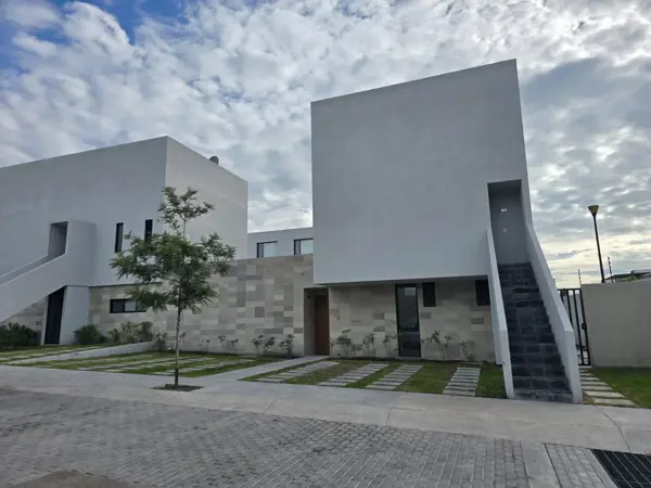 Casa en Renta, Cumbres del Lago, Juriquilla