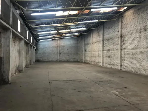 Terreno y Bodega en Renta - Sup. 4,200 M2 de Terreno 800 M2 de Bodega