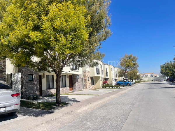 Casa en venta en Capital Sur, El Marqués — foto 2 de 26
