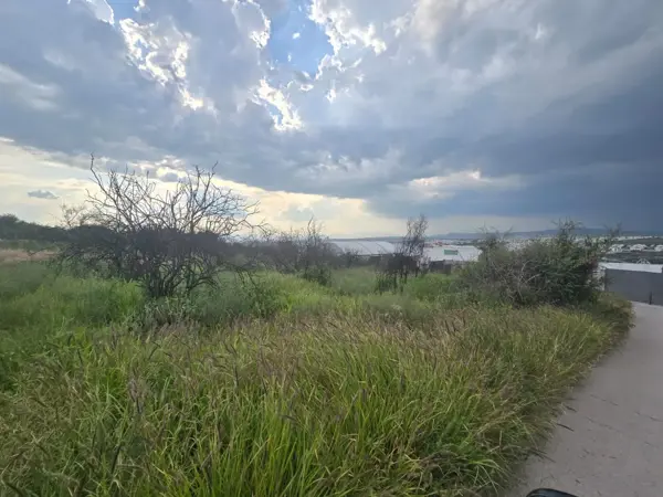 Terreno en venta en Cumbres de Conín, El Marqués — foto 2 de 3
