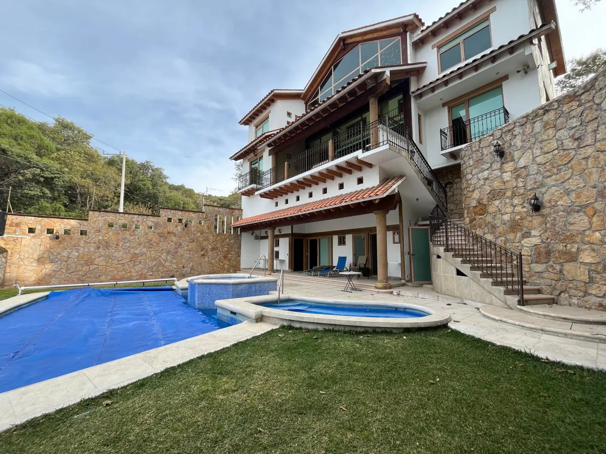 Casa en venta en San Diego, Ixtapan de la Sal — foto 1 de 15