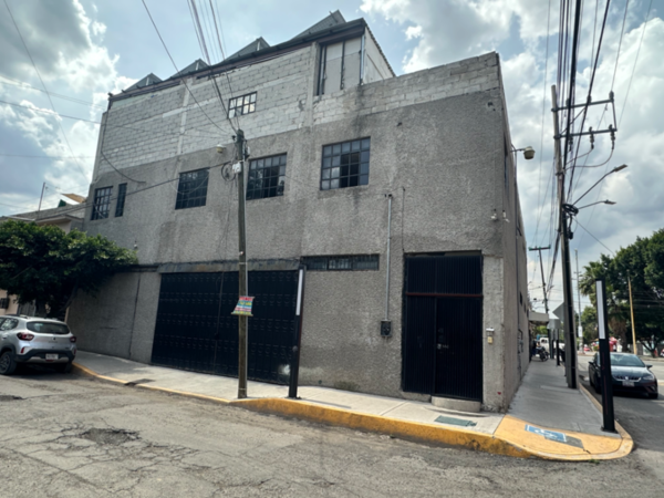 Oficina en venta en Granjas Valle de Guadalupe Sección A, Ecatepec de Morelos — foto 2 de 29