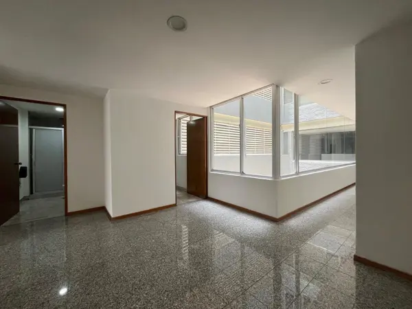 Oficina en  renta - Lomas de Chapultepec - 238m2 - PB