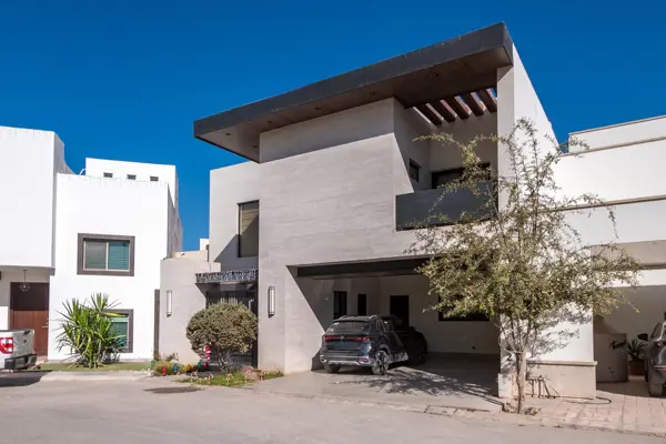 Casa en venta en Las Trojes, Torreón — foto 2 de 23