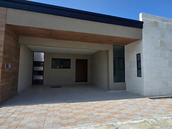 Casa en venta en Privanzas del Campestre, Arteaga — foto 2 de 18