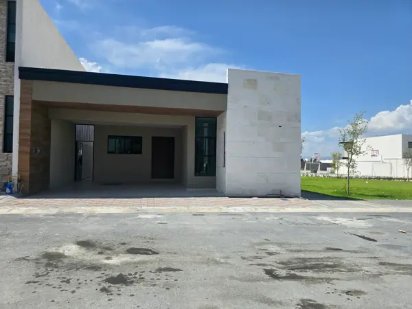 Casa en venta en Privanzas del Campestre, Arteaga — foto 3 de 18