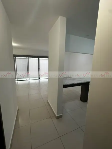 Casa en venta en Privalia Cumbres, García — foto 2 de 18