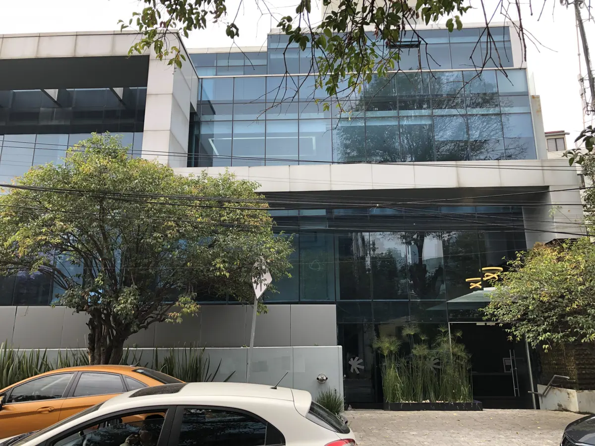Edificio en renta en Lomas de Chapultepec, Miguel Hidalgo — foto 1 de 18