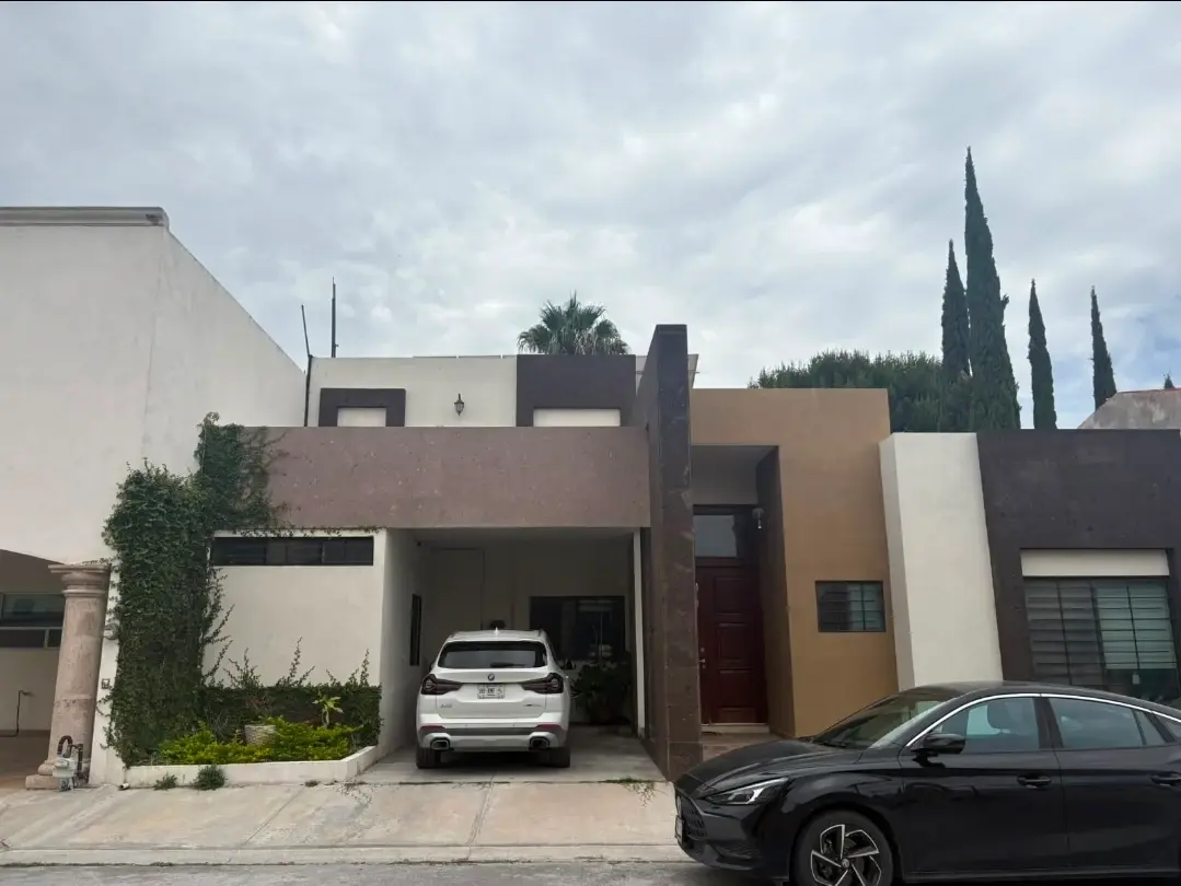 Casa en venta en Quinta Real, Saltillo — foto 1 de 13