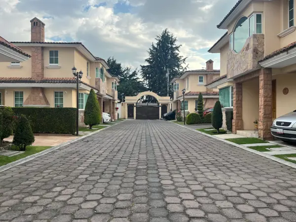Casa en Venta - Metepec - 210m2 Casa en Venta - Metepec - 210m2
