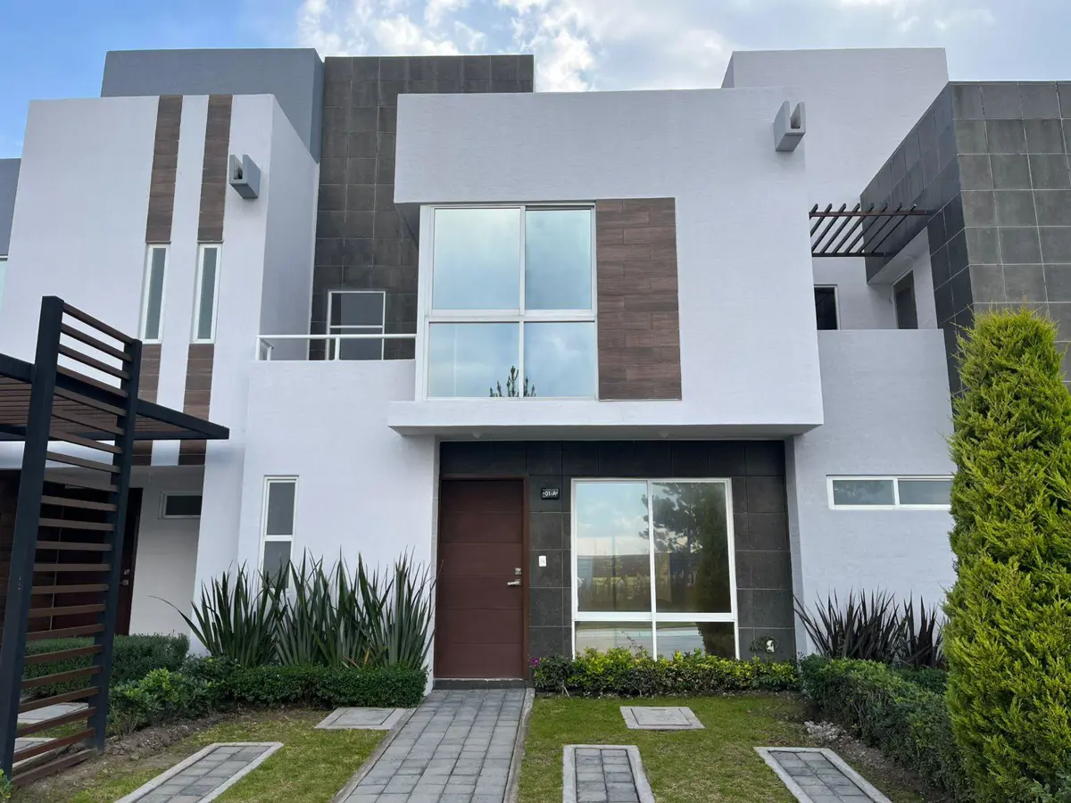 Casa en venta en Fraccionamiento Hacienda San José Barbabosa, Zinacantepec — foto 1 de 20