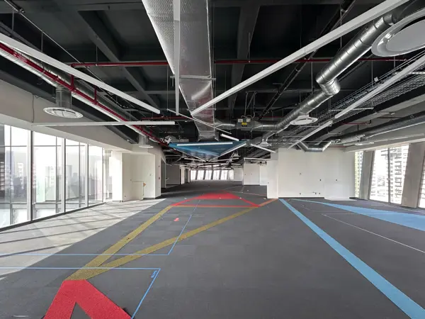 Oficina en Renta - Piso Mezzanine - 447m2