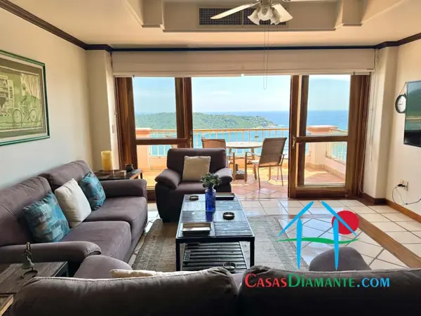 2 recámaras, terraza y vista privilegiada al mar