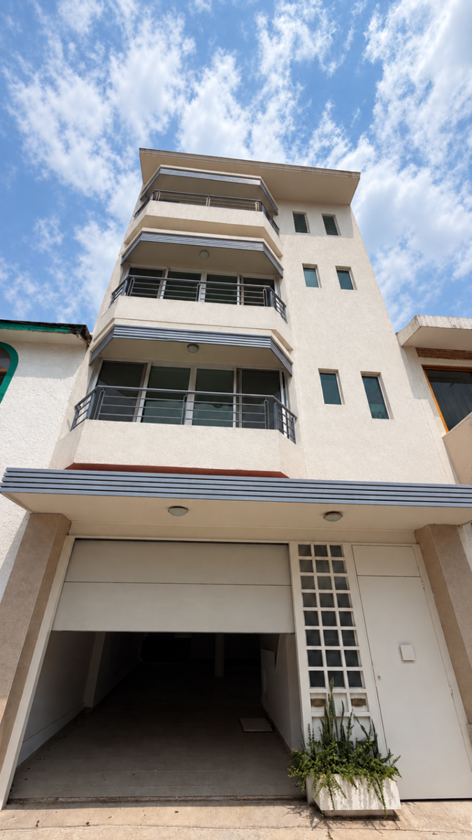 Edificio en venta en Lomas de la Selva, Cuernavaca — foto 1 de 18