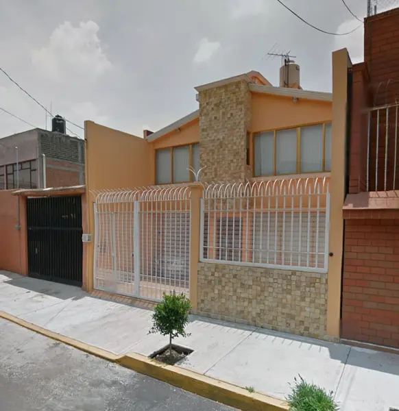Casa en venta en Constitucion de 1917, Iztapalapa — foto 2 de 6