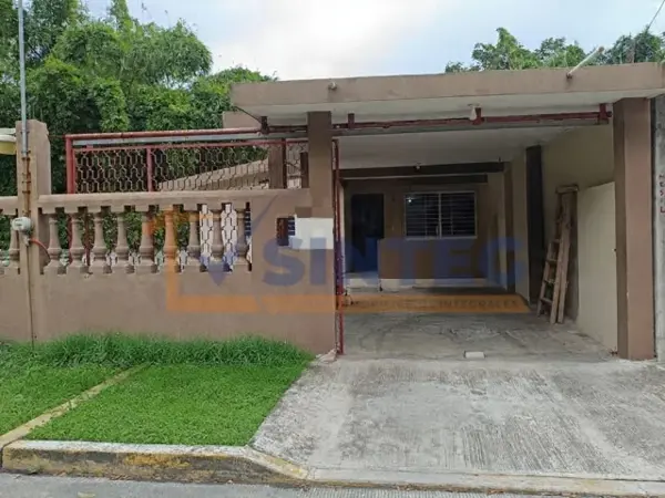 VENTA DE CASA UNA PLANTA + PATIO, 2 RECAMARAS, COL. A. RUIZ CORTINES, COATZINTLA, VERACRUZ.