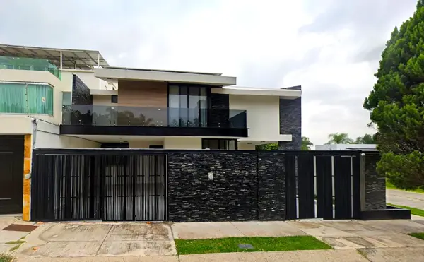 Oportunidad de Adquisición de Casa en Proceso Ejecución Hipotecaria en Azaleas Residencial, Zapopan