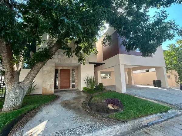 Casa en renta en San Alberto, Saltillo — foto 2 de 24