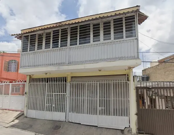 Casa en Remate, San Pedro Tlaquepaque – Propiedad Residencial con Amplio Terreno
