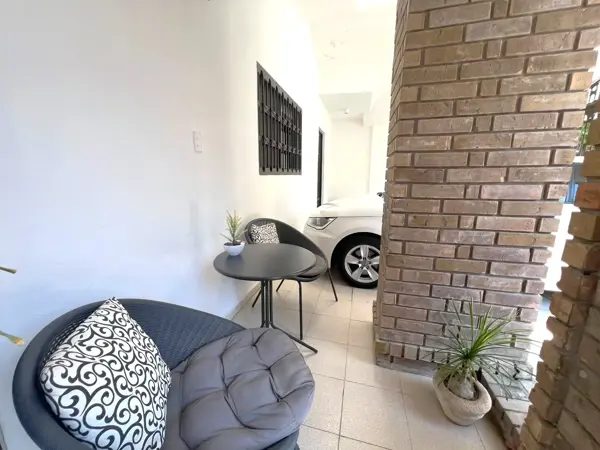 Casa en venta en Contry la Silla, Guadalupe — foto 3 de 19
