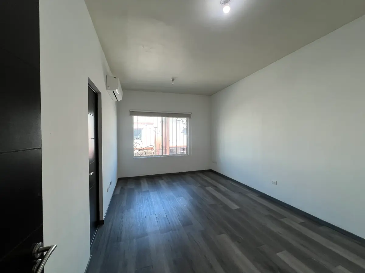 Casa en Renta en La Encomienda, General Escobedo, Nuevo León — foto 2