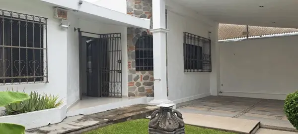 Casa en venta en Burgos Bugambilias, Temixco — foto 3 de 12