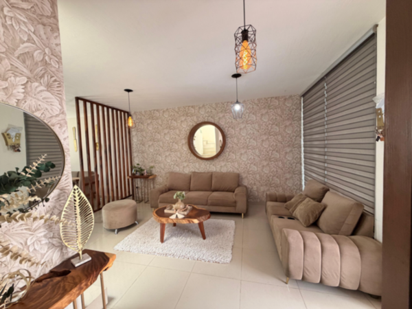 Casa en venta en Real de Valdepeñas II, Zapopan — foto 3 de 24