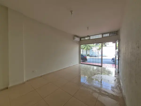 Local en renta en Las Brisas, Monterrey — foto 2 de 10