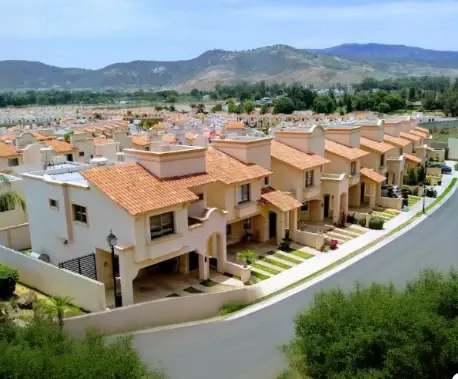Casa en venta en Villa California, Tlajomulco de Zúñiga — foto 2 de 16