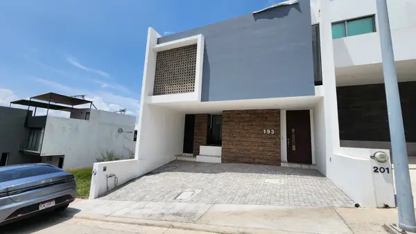 Casa Olivo en Loma Alta Tres Marías: 4 recámaras, 4 baños y lujo por $4.84 M ¡Conócela!