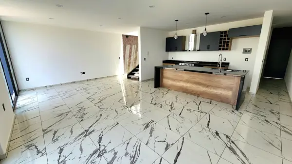 Casa en venta en Loma Alta Tres Marías, Morelia — foto 3 de 17