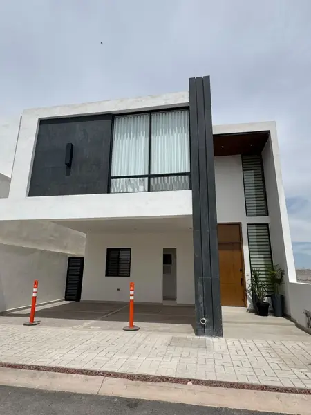 Casa Sevilla — foto 1 de 17