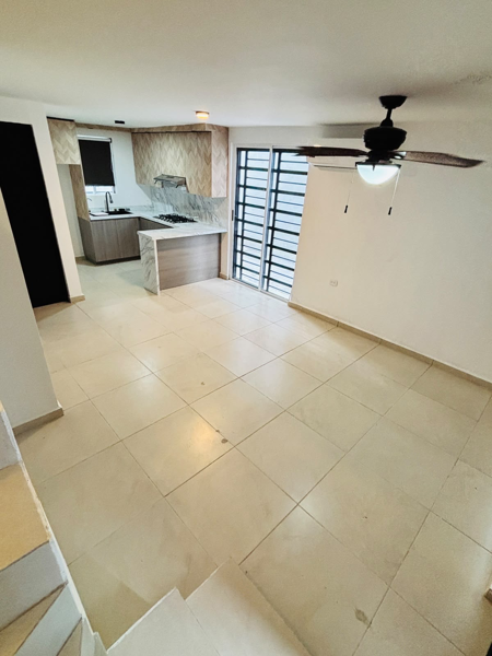 Casa en renta en Valle Condesa Sector Irlandés, Juárez — foto 3 de 14