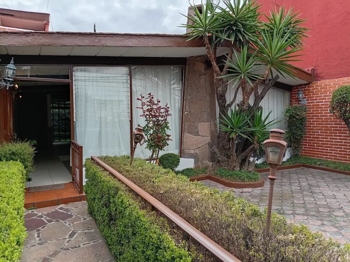 Casa en renta en Los Pastores, Naucalpan de Juárez — foto 1 de 26