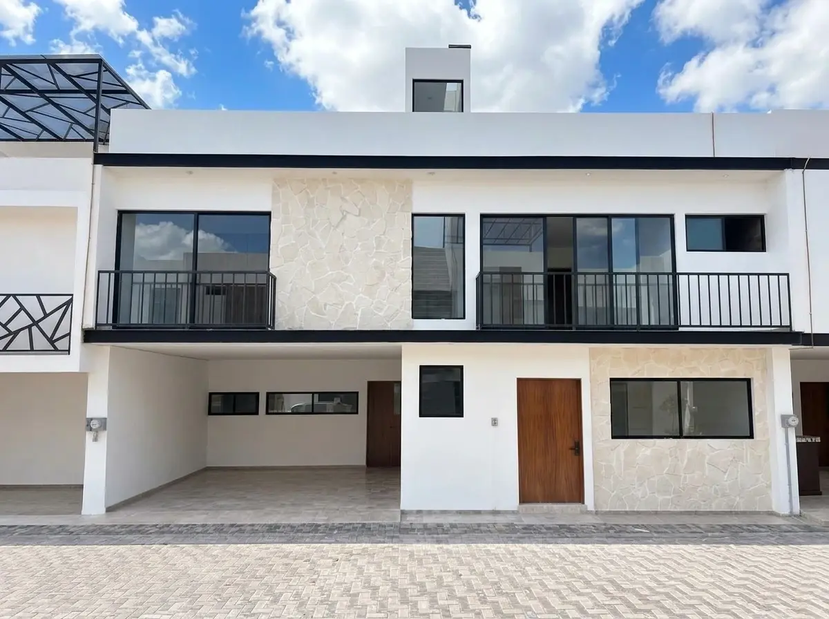 Casa en venta en Santa Barbara Almoloya, San Pedro Cholula — foto 1 de 10