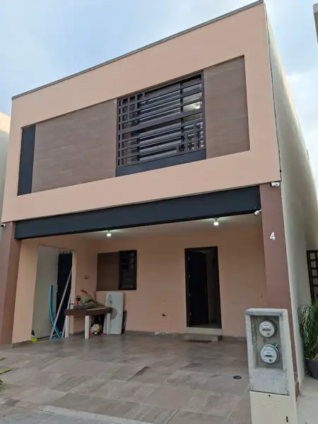 Casa amueblada en venta en Triana Residencial