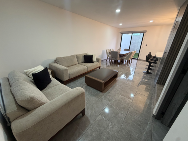 Casa en venta en Lomas de Angelópolis, San Andrés Cholula — foto 2 de 40