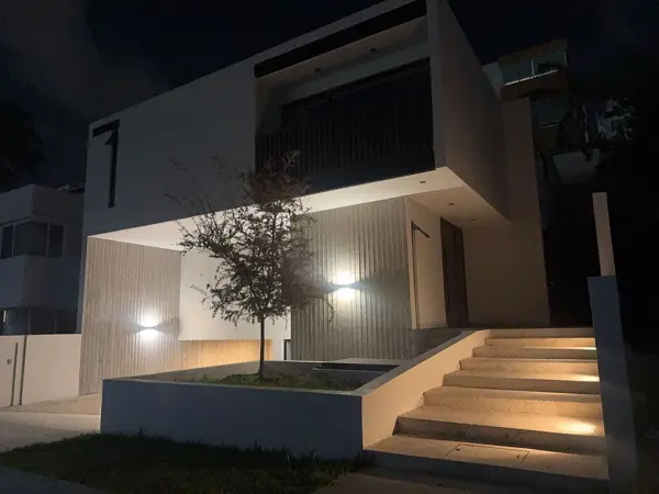 Casa Venta Privada Arboledas Queretaro — foto 1 de 49