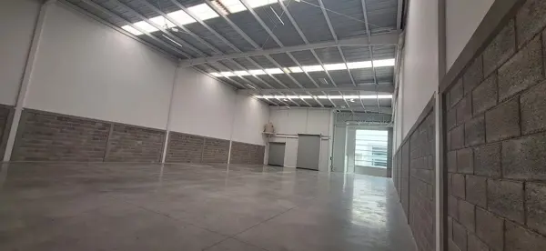 Nave en renta en Ampliación del Paraíso, El Marqués — foto 2 de 27