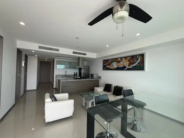 Departamento en renta amueblado en Central Park Querétaro en Centro Sur — foto 1 de 24