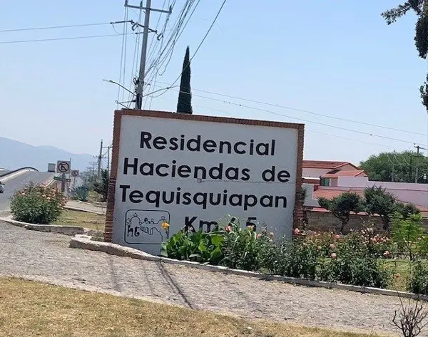 CASA VENTA UNA PLANTA EXCLUSIVO FRACCIONAMIENTO TEQUISQUIAPAN