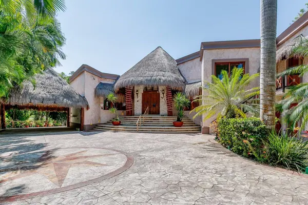Casa en venta en Playacar Fase II, Playa del Carmen — foto 2 de 45